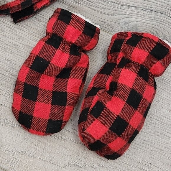 Joe Fresh Boys Red Buffalo Plaid Winter Trappers Hat and Mittens Size 12-24 M - Picture 7 of 9